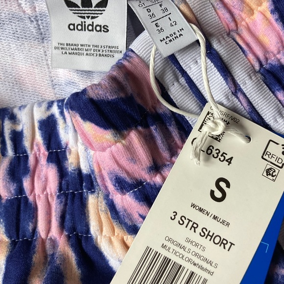Adidas 3 Stripe Tie Dye Shorts - Picture 3 of 4